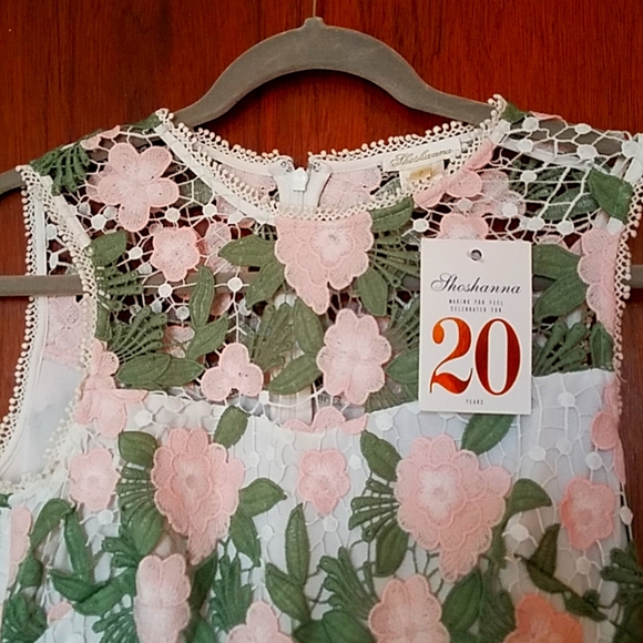 NWT. Size 2.  Shoshanna Floral Lace Dress - Picture 4 of 5